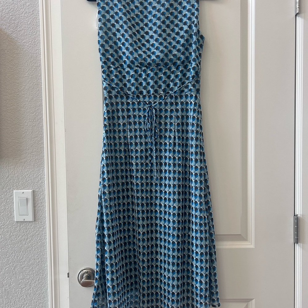 Vintage Y2K Fit and Flare retro dot midi dress. Lined. Tie back. Geometric. - Picture 6 of 13